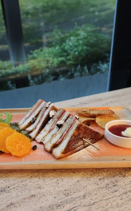 Quest Club Sandwich